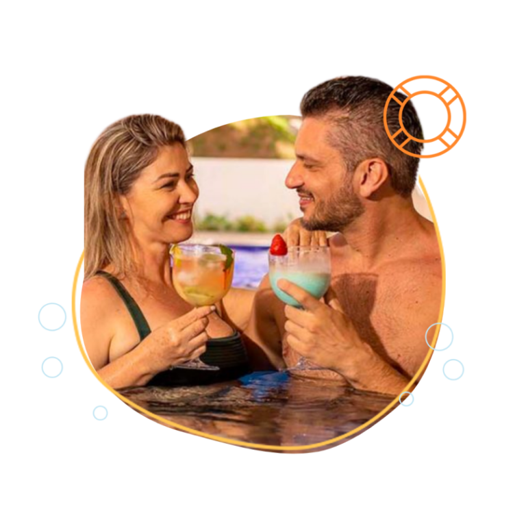 Casal no bar molhado no hotel Whyndam em Olímpia.