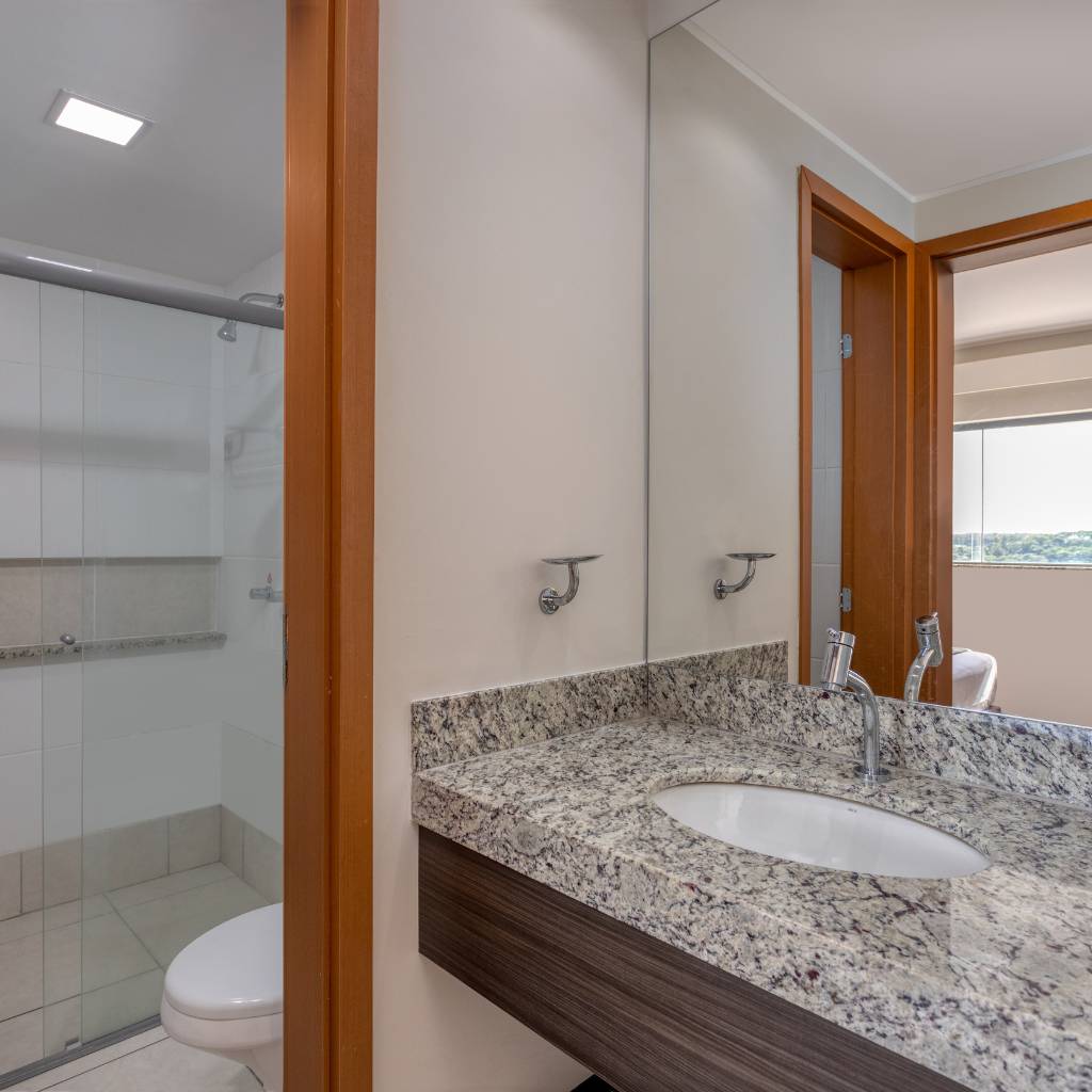 Banheiro suíte Super Luxo Triplo Thermas.