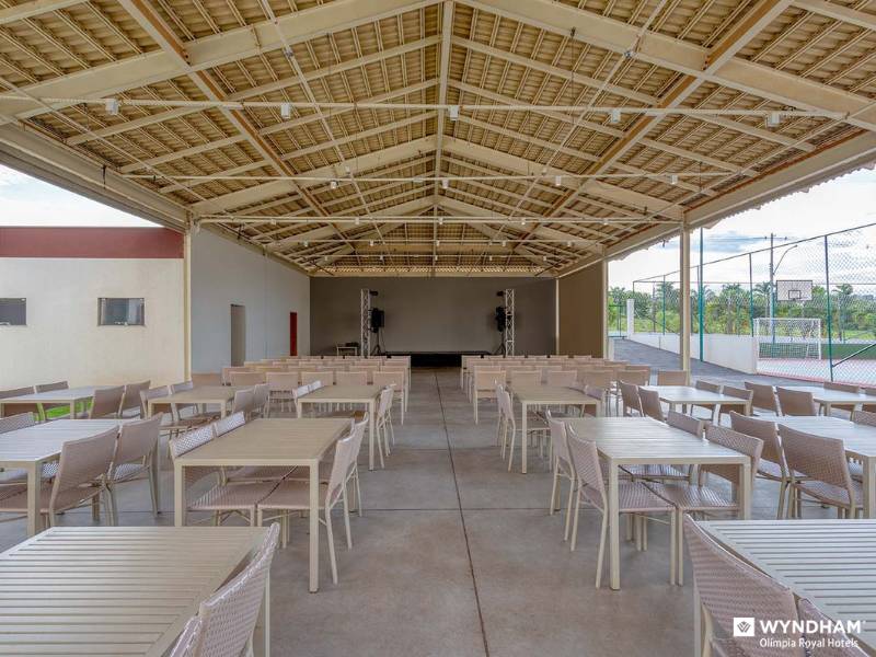 Sala de eventos externa do Hotel Wyndham Olímpia.