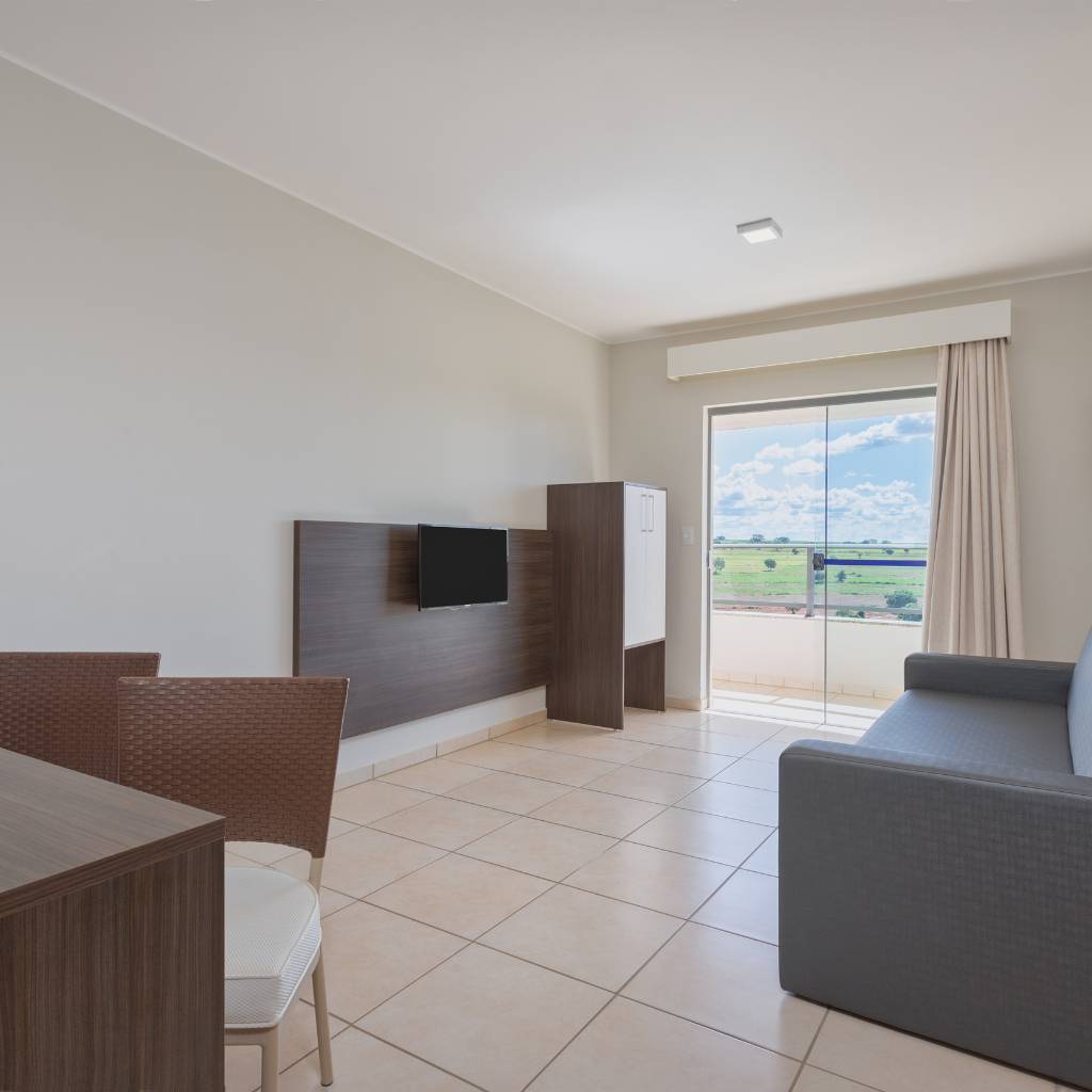 Sala de televisão Suíte Master King Size.