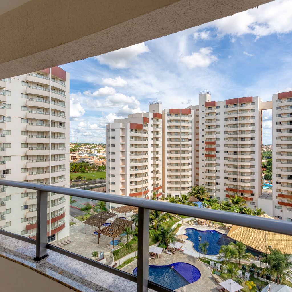 Varannda suíte Super Luxo Thermas - Vista piscina ou parque.